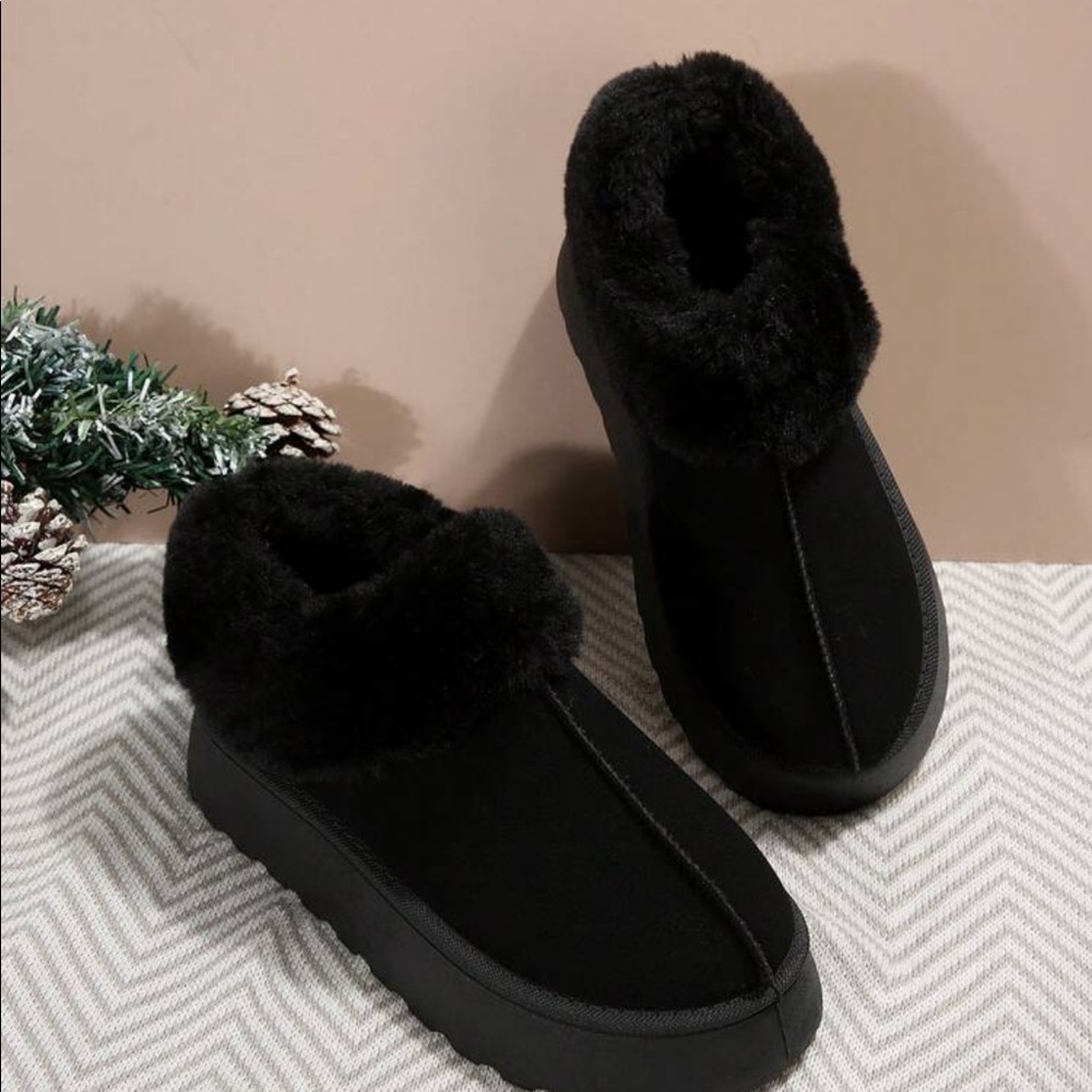Black Fuzzy Boots